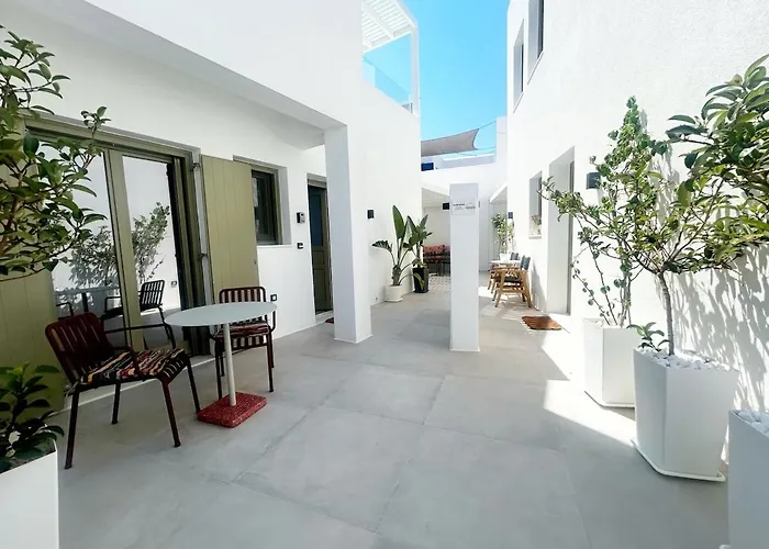 Casa de Férias Paros B With Private Jacuzzi Naousa