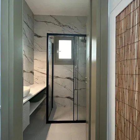 Paros B With Private Jacuzzi Naoussa