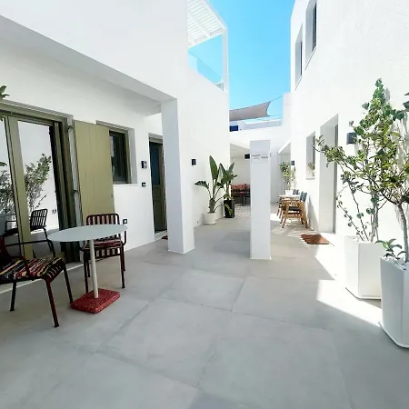 Vakantiehuis Paros B With Private Jacuzzi Naousa