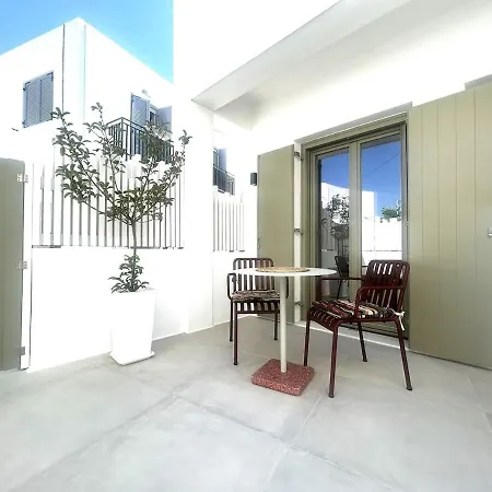 Paros B With Private Jacuzzi