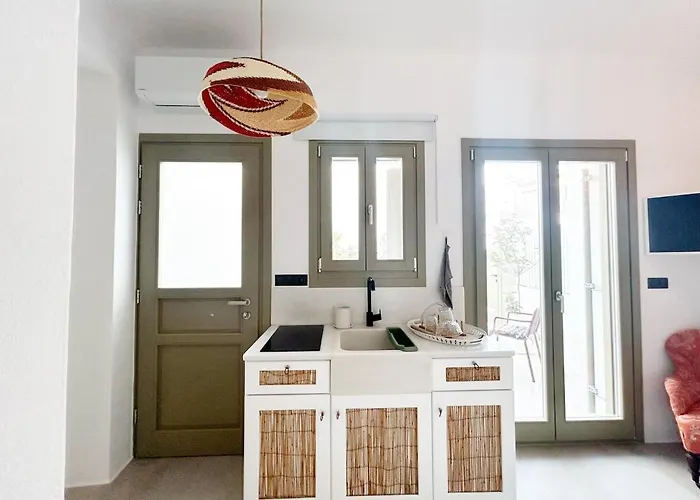 Paros B With Private Jacuzzi *