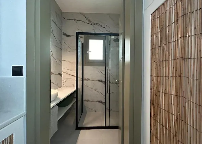 Paros B With Private Jacuzzi Naousa