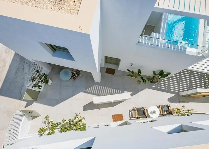 Paros B With Private Jacuzzi Nyaraló Náusza